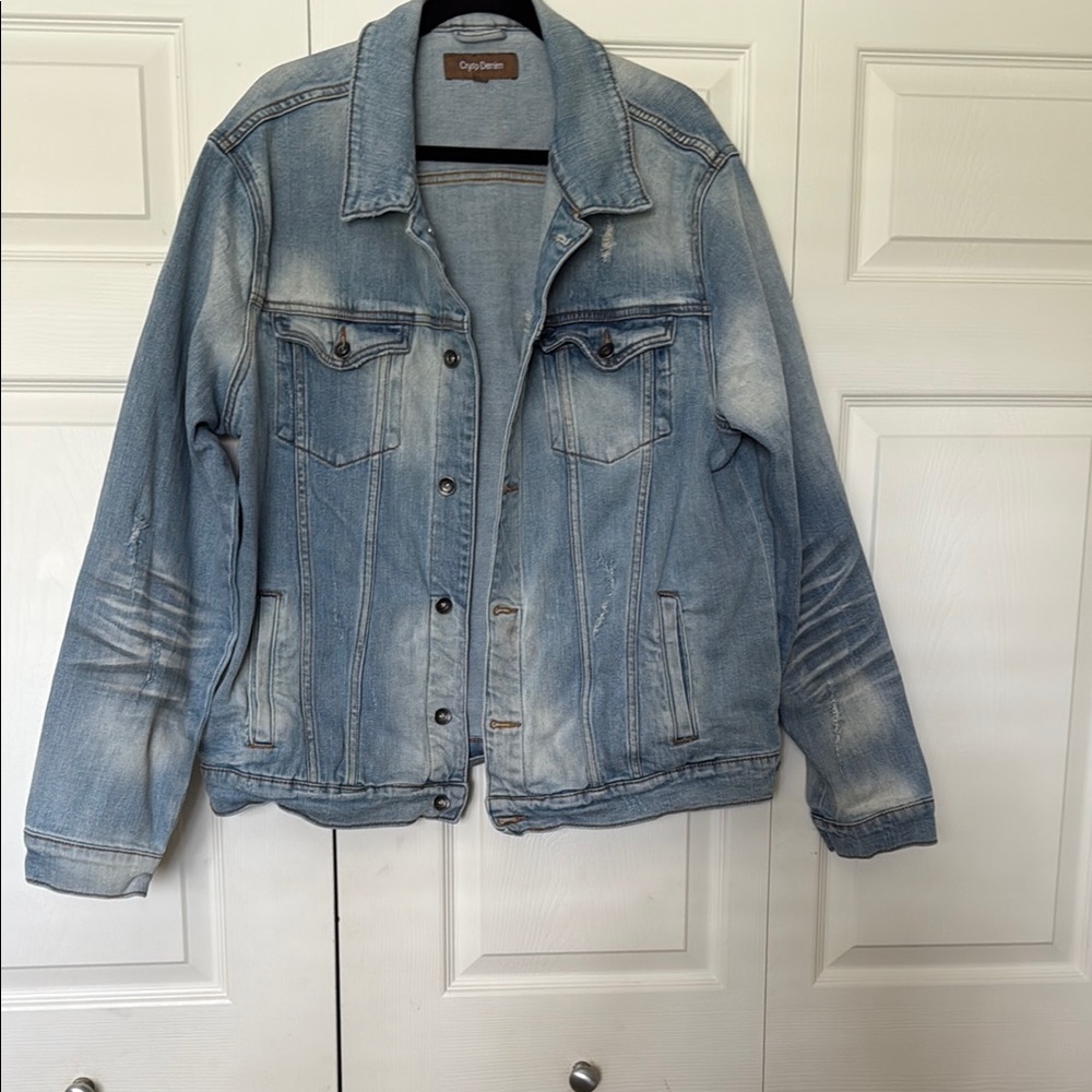Crysp Men's Distessed Light Blue Denim Jacket